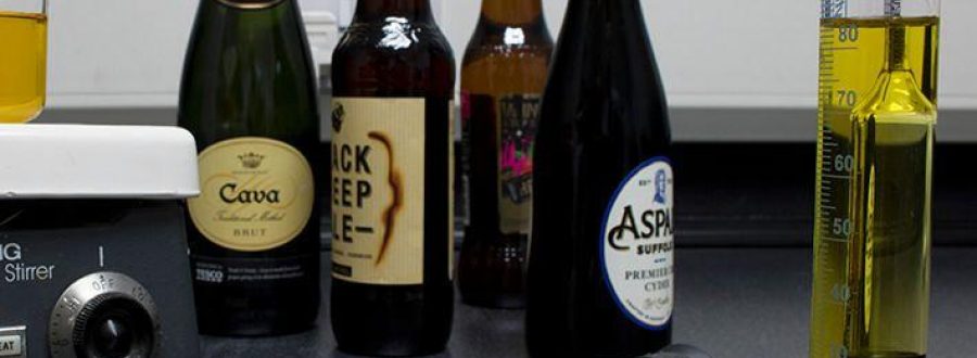 Xác định hàm lượng Alcohol trong bia rượu bằng phép đo chỉ số khúc xạ và tỷ trọng